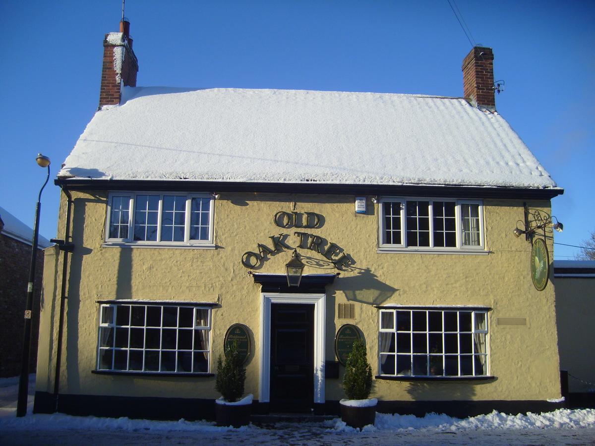 Hotel Old Oak Tree South Kilvington Exterior foto